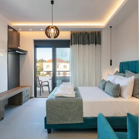 Newly Renovated Queen Bee Villa, With Private Pool & Ping-pong Table