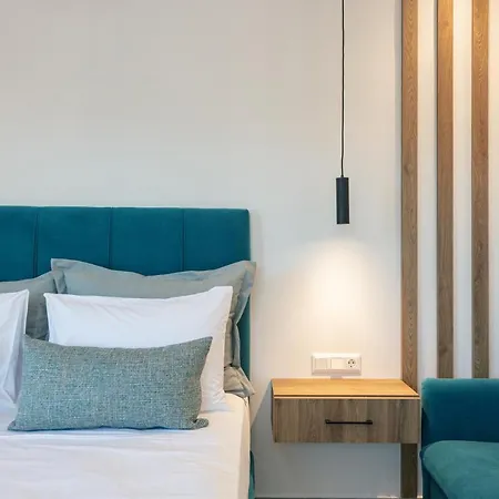 Vila Newly Renovated Queen Bee Villa, With Private Pool & Ping-pong Table *