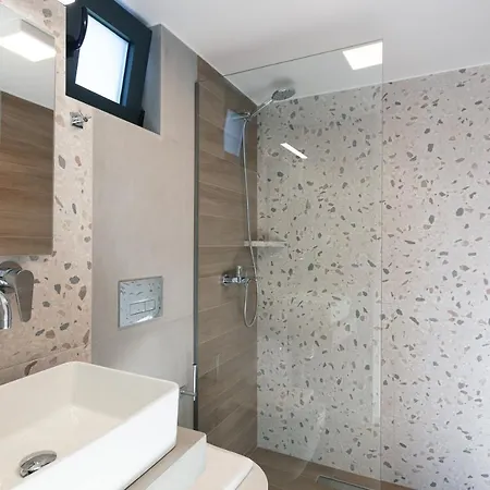 Vila Newly Renovated Queen Bee Villa, With Private Pool & Ping-pong Table *