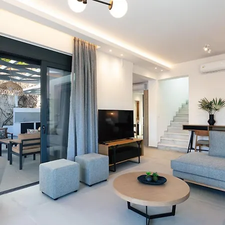 Newly Renovated Queen Bee Villa, With Private Pool & Ping-pong Table * Prínos