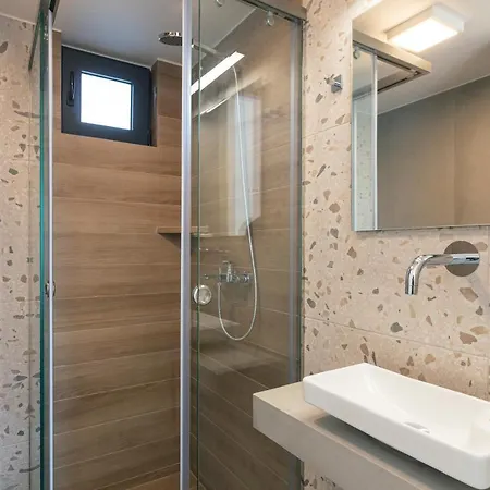 Vila Newly Renovated Queen Bee Villa, With Private Pool & Ping-pong Table Prínos